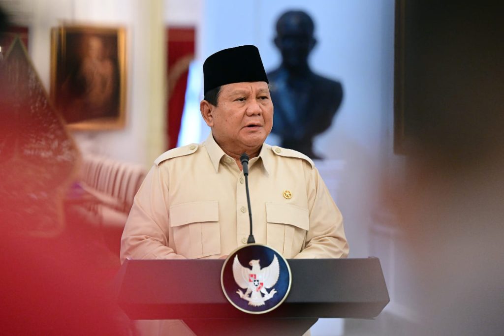 Prabowo Merombak Kabinet: Copot Menteri Lama, Nambah Kementerian Baru